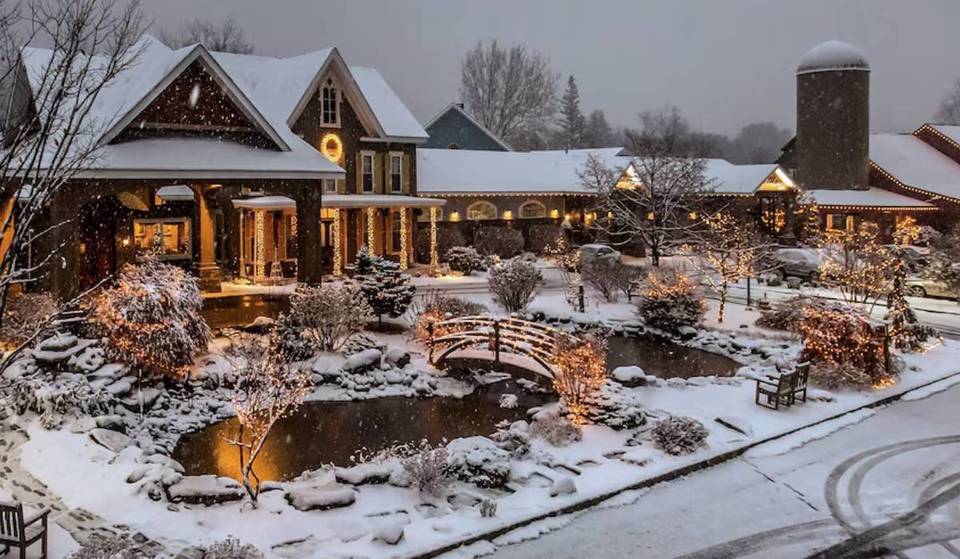 La migliore spa di New York si trova nascosta tra le montagne a sole 2 ore da New York City, con vasche da bagno all’aperto, salotti con caminetto e panorami mozzafiato.