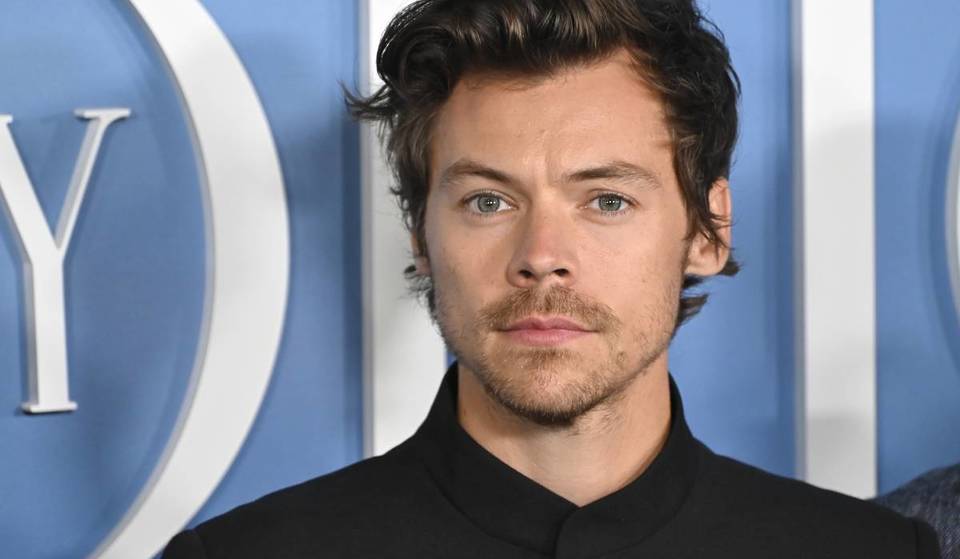 Une boutique éphémère Harry Styles ouvre ses portes AUJOURD&rsquo;HUI dans certains magasins de disques de New York — Voici où aller pour écouter son nouveau single « Aperture » avant tout le monde.