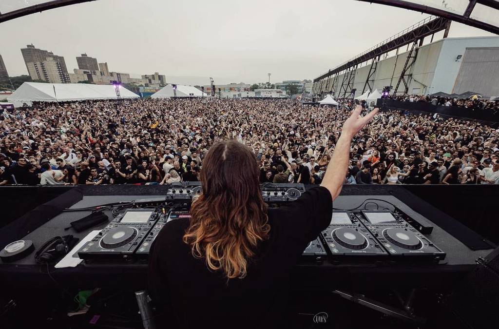 The World’s 2nd Largest Fish Market Is Hosting A Waterfront Rave In NYC This May