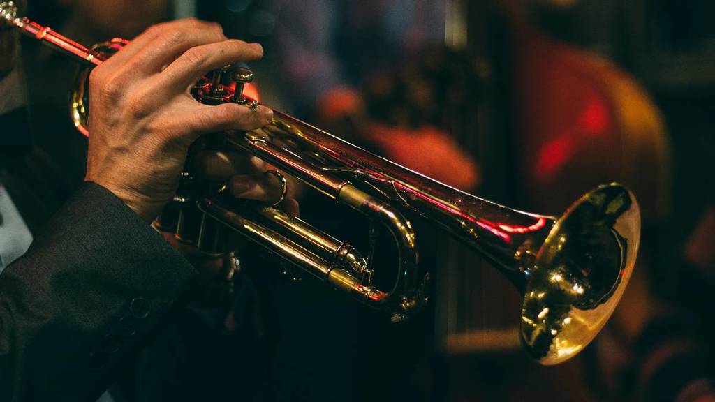 Close up of a jazz musician playing the trumpet