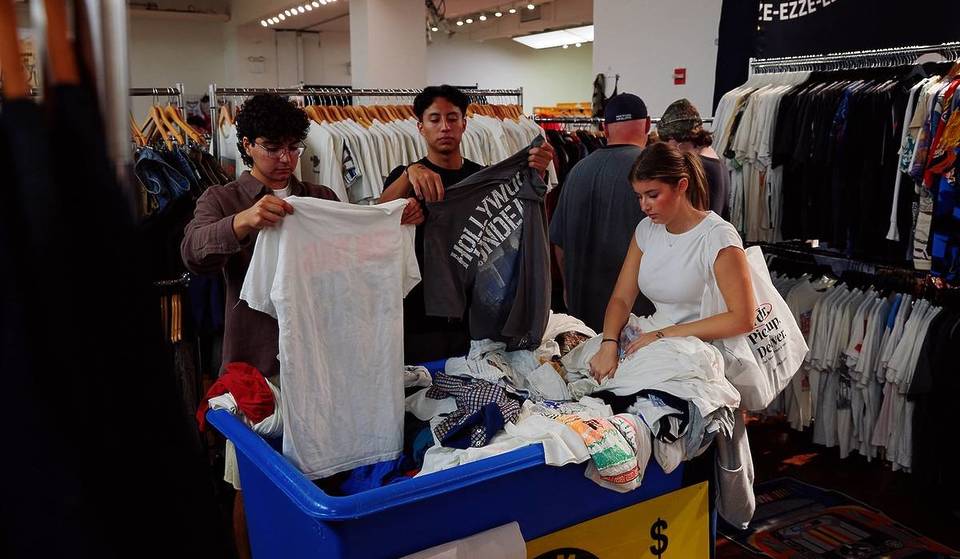 New York ospiterà la fiera vintage definitiva questa primavera con centinaia di venditori provenienti da tutti gli Stati Uniti, ma avrai solo un giorno per fare acquisti.