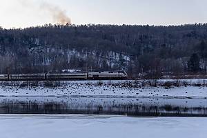 train nature winter ice frozen
