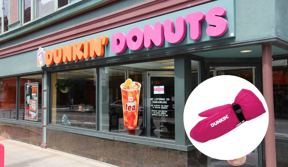 Dunkin’ deelt morgen (20 februari) GRATIS ijskoffiehandschoenen uit