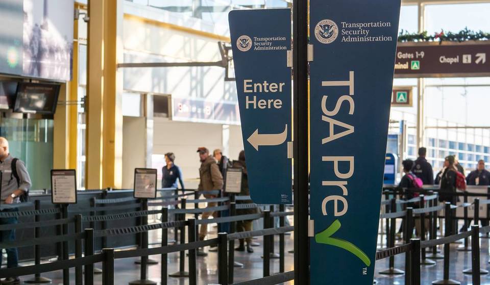 La TSA vient de revenir sur sa décision choquante de suspendre le programme PreCheck en raison de la fermeture partielle du gouvernement  — Voici ce que les voyageurs à New York doivent savoir