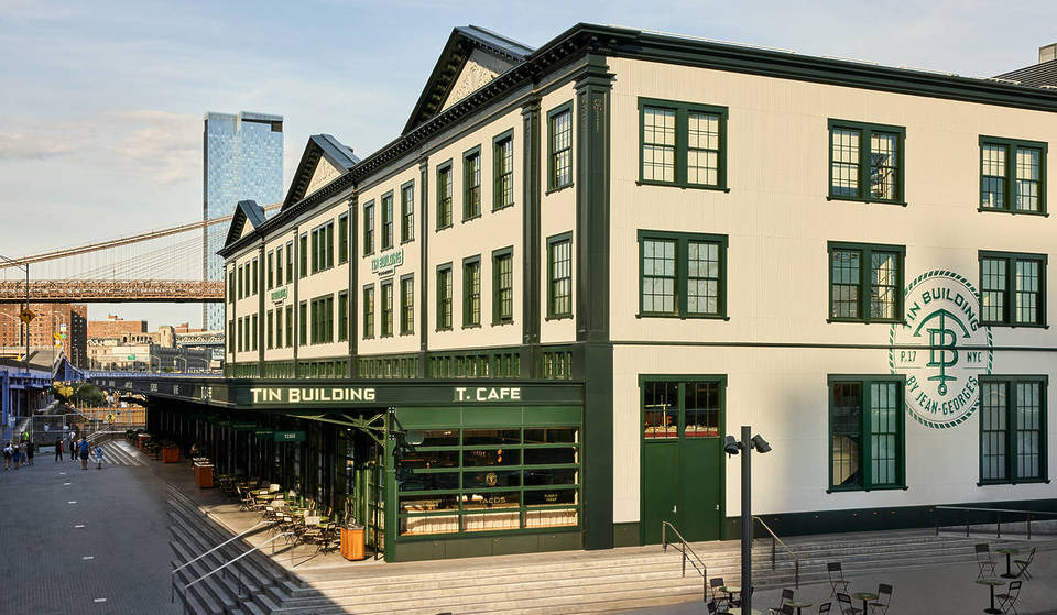 Foodhal van 58.000 vierkante meter, opgericht door Michelin-sterrenchef, sluit plotseling in Seaport, New York
