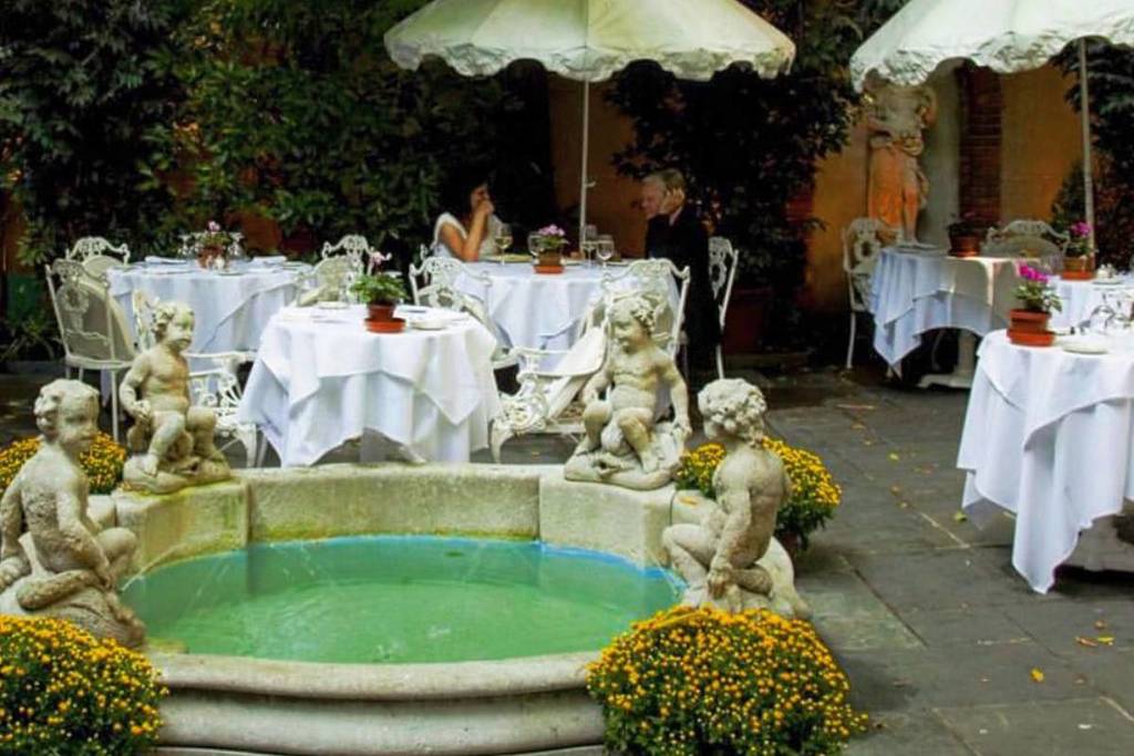 After Nearly 120 Years, NYC Is Losing Its Oldest Italian Restaurant ...