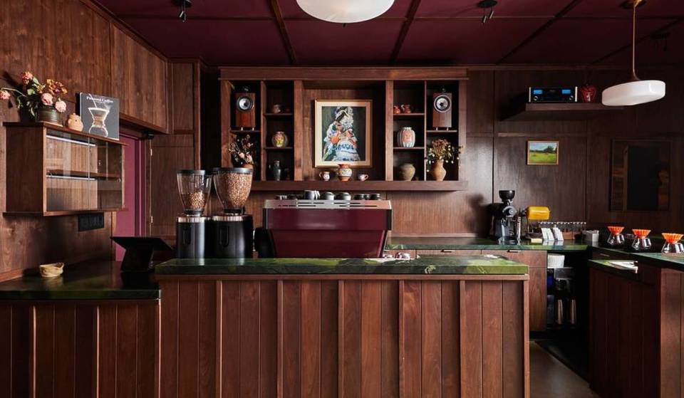 Una delle migliori caffetterie del mondo è a New York: all’interno del locale dall’atmosfera suggestiva che serve rari chicchi panamensi