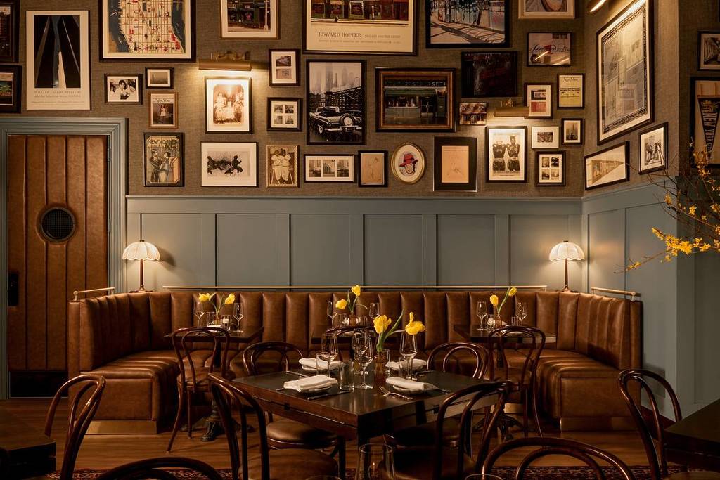 all'interno di Estelle's nyc