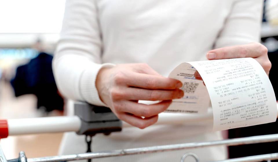 I funzionari di New York lanciano un allarme urgente sui prezzi gonfiati di generi alimentari e benzina: cosa c’è da sapere