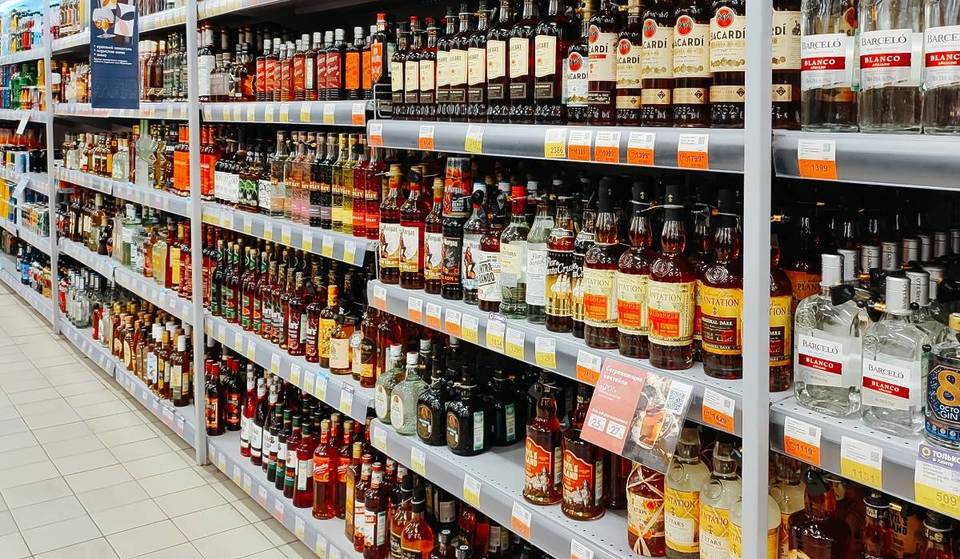 Une nouvelle loi autorise désormais les bars et restaurants de New York à acheter de l&rsquo;alcool dans les magasins locaux