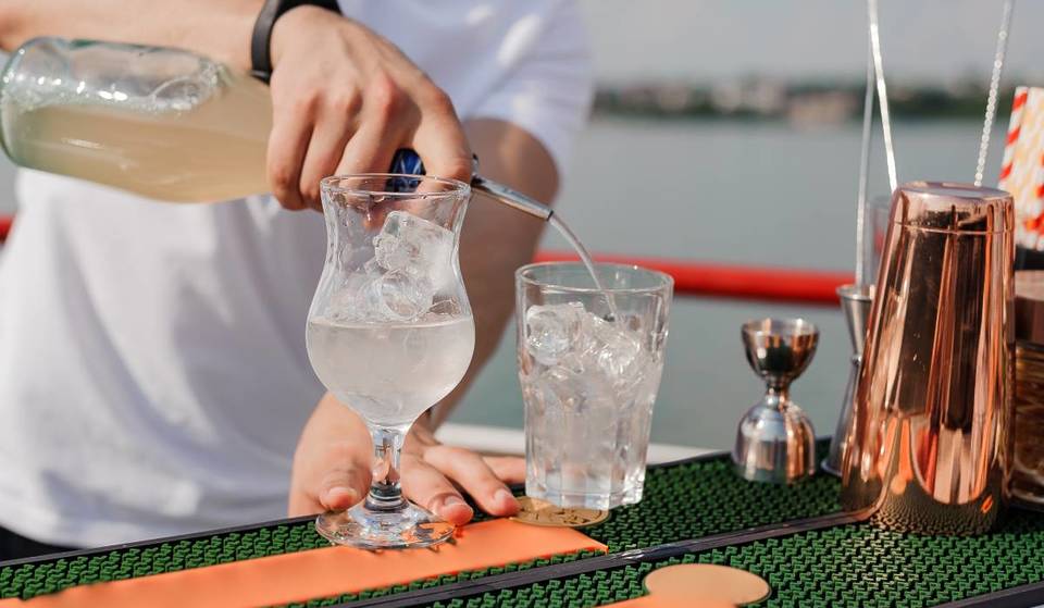 Após 5 anos, a balsa de Staten Island vai trazer de volta o álcool a bordo a partir desta sexta-feira