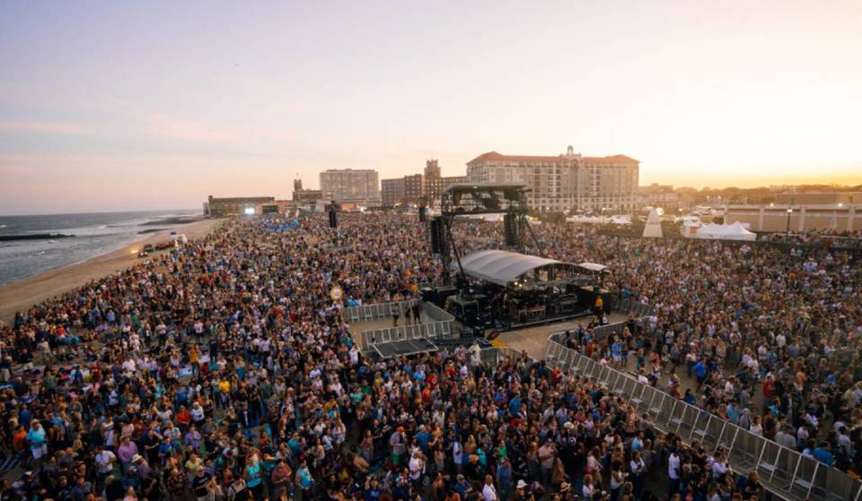 The Strokes And Mumford &amp; Sons Headline This Iconic Costal Beach Festival Only 90 Minutes From NYC—And Tickets Go On Sale Today