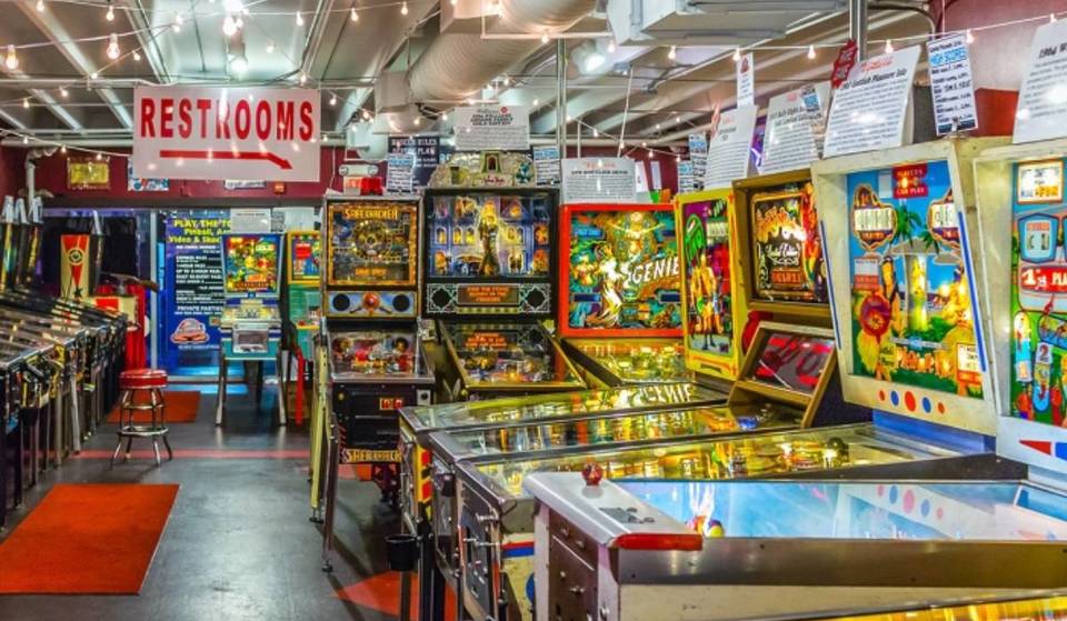 This Vibrant Beach Town Only 90 Minutes From NYC Features A Massive Pinball Museum With 200+ Retro Arcade Games — And They’re All On ‘Free Play’