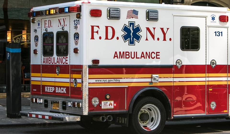 Le FDNY propose une hausse massive de 29 % du prix des trajets en ambulance — portant le coût de base à près de 1 800 dollars