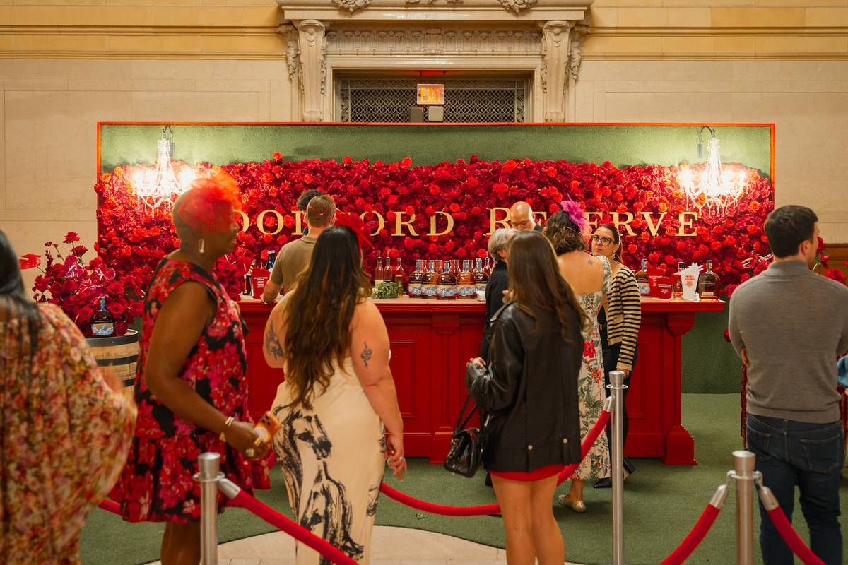 Run For Roses Arena Run For The Roses Is Coming To Grand Central Station