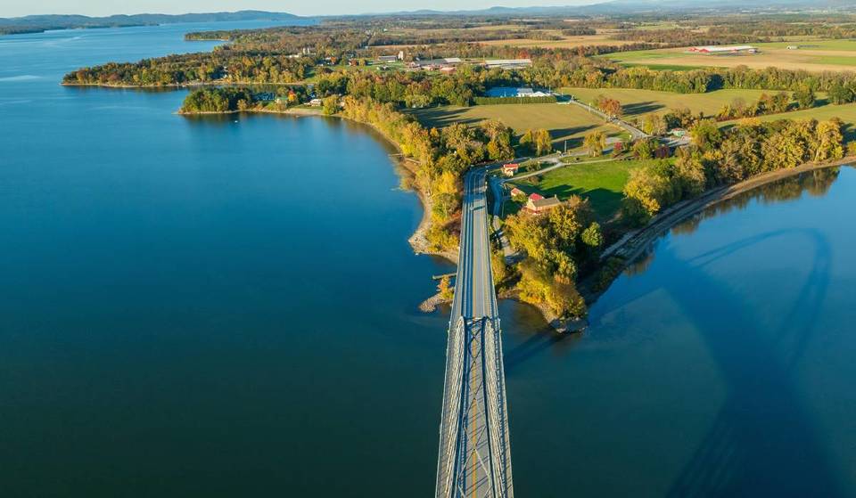 This 180-Mile Scenic Adirondack Route Connects Lake Champlain To Lake Ontario — With Olympic Sites, Mountain Views, &amp; Charming Small Towns