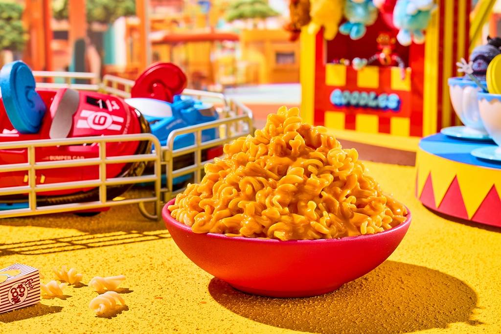 Step right into a bright world of color at this delicious pop-up from GOODLES in NYC this weekend