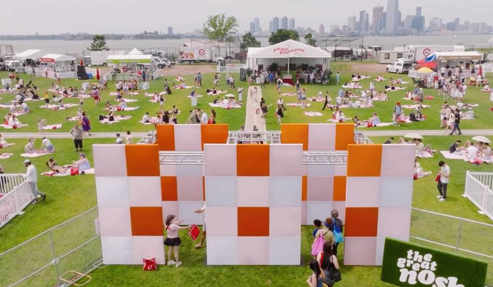 Na een uitverkocht debuut keert dit enorme eendaagse Joodse foodfest terug naar Governors Island – met pastrami-taco’s, challah-sandwiches met Koreaanse gefrituurde kip en nog veel meer