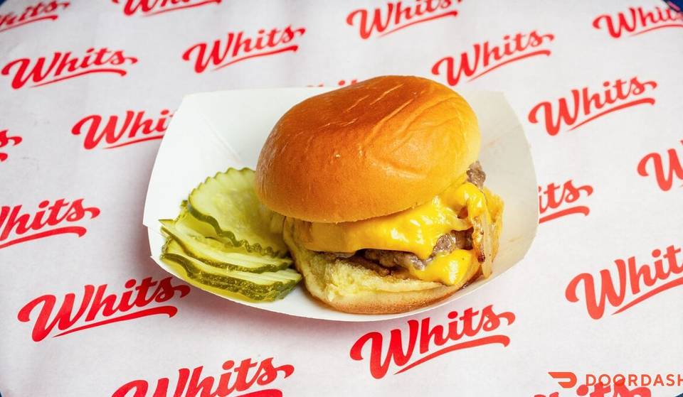 After a massive 4-0 Knicks sweep, this East Village restaurant is handing out 100 free sliders to fans this Thursday