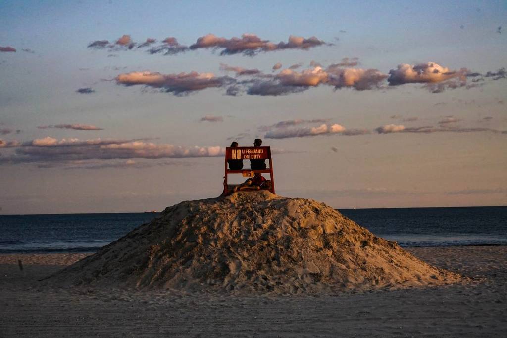 New York's best unobstructed sunsets can be found just 40 minutes