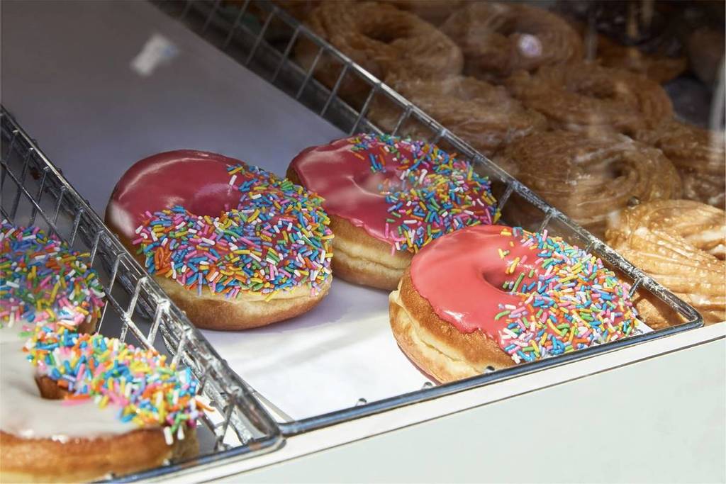 After 73 years, NYC’s oldest continuously running donut shop is still hand-cutting thousands of donuts every morning