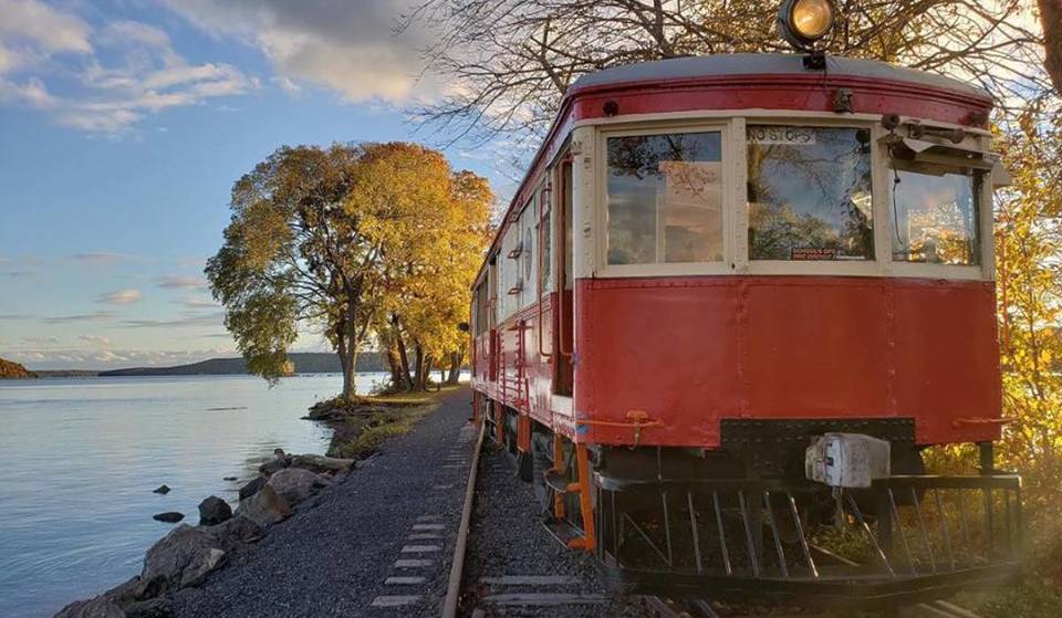 New York’s ‘little time capsule’ is just 2 hours from NYC—this charming Hudson Valley town has a historic 1920s waterfront trolley that lets you explore old-school shops, scenic streets, and the Hudson River shore for just $10