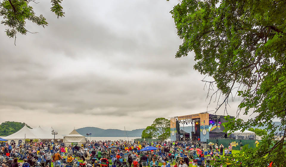 New York’s iconic waterfront music festival is returning this weekend just 1 hour from the city — and kids under 12 can enter completely free