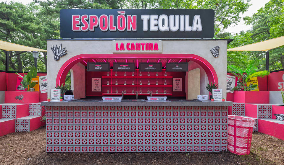 The iconic Brooklyn waterfront is transforming into an epic soccer fan fest this weekend — and admission is completely free
