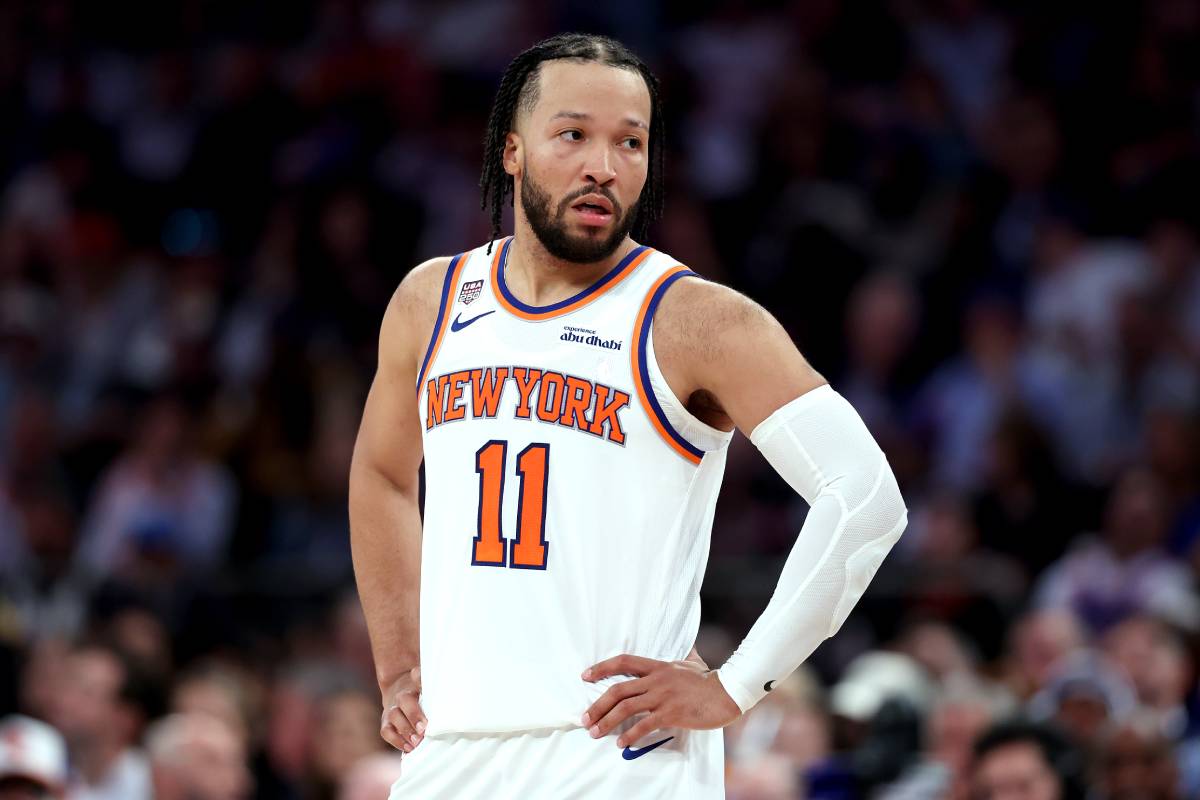 A Jalen Brunson lookalike contest is happening in Washington Square Park tonight—the grand prize is $5K