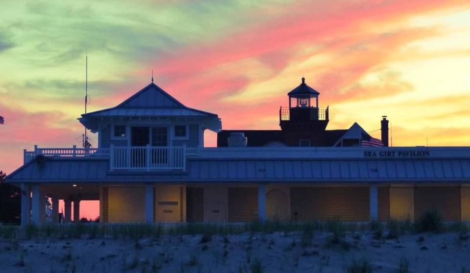 This tiny Jersey Shore town 1 hour from NYC hides a historic lighthouse and one of New Jersey’s quietest beaches — all within just one square mile