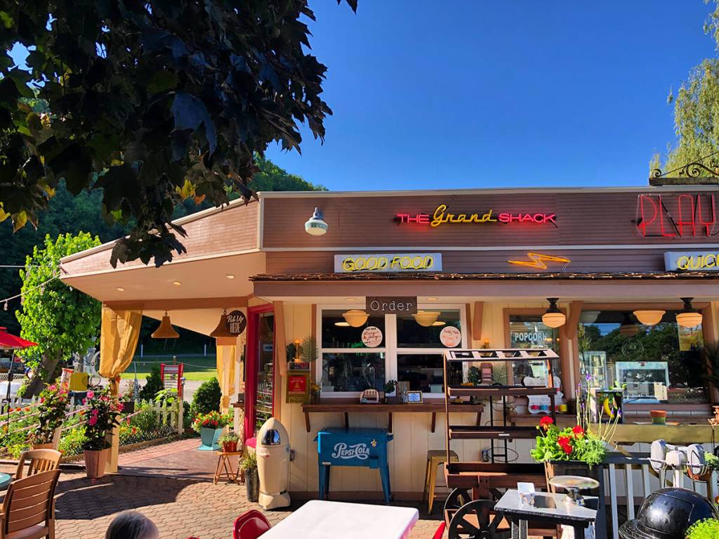 Grand Shack