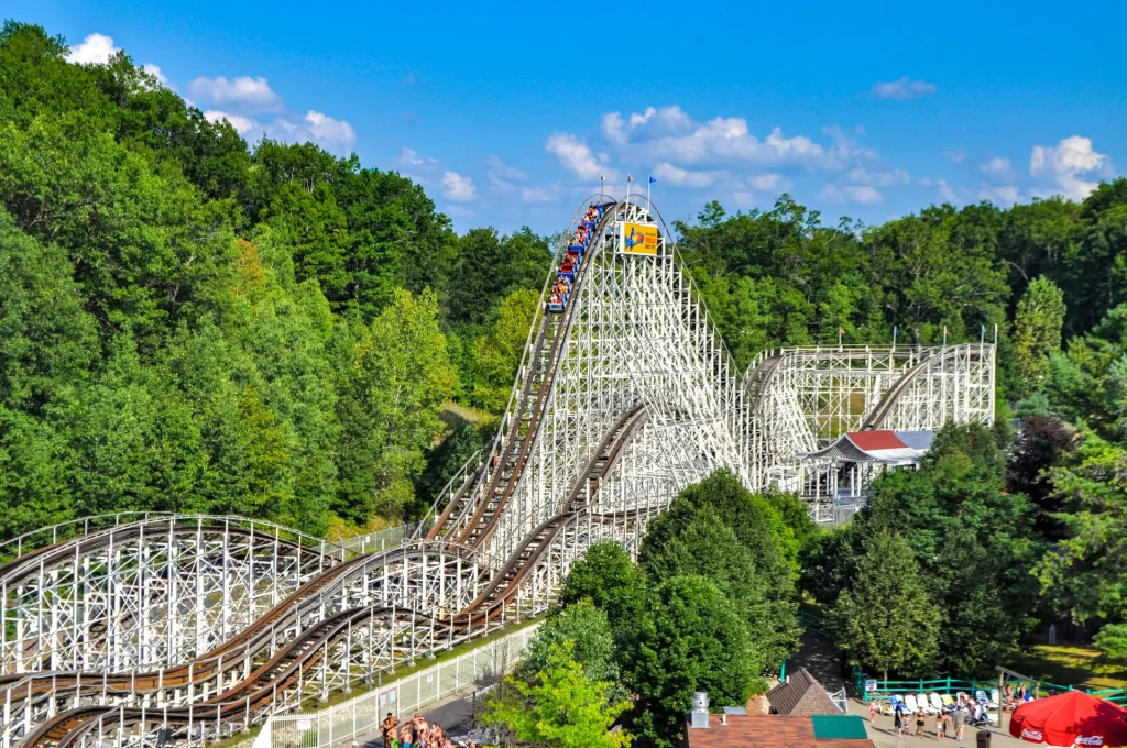 Six Flags Great Escape The Comet