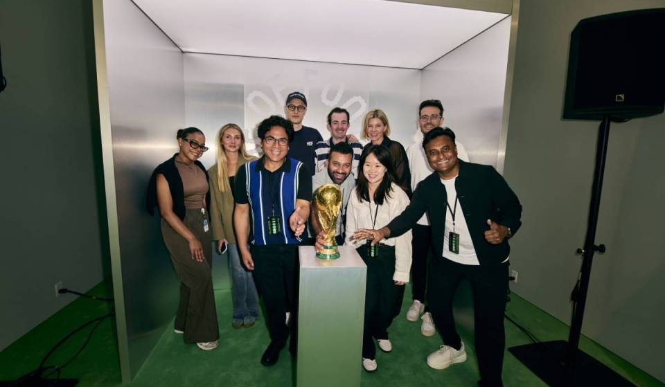Sami Khedira è stato avvistato alla nuova, imponente collezione privata di calcio di New York, con maglie originali di Maradona, Pelé e altre leggende
