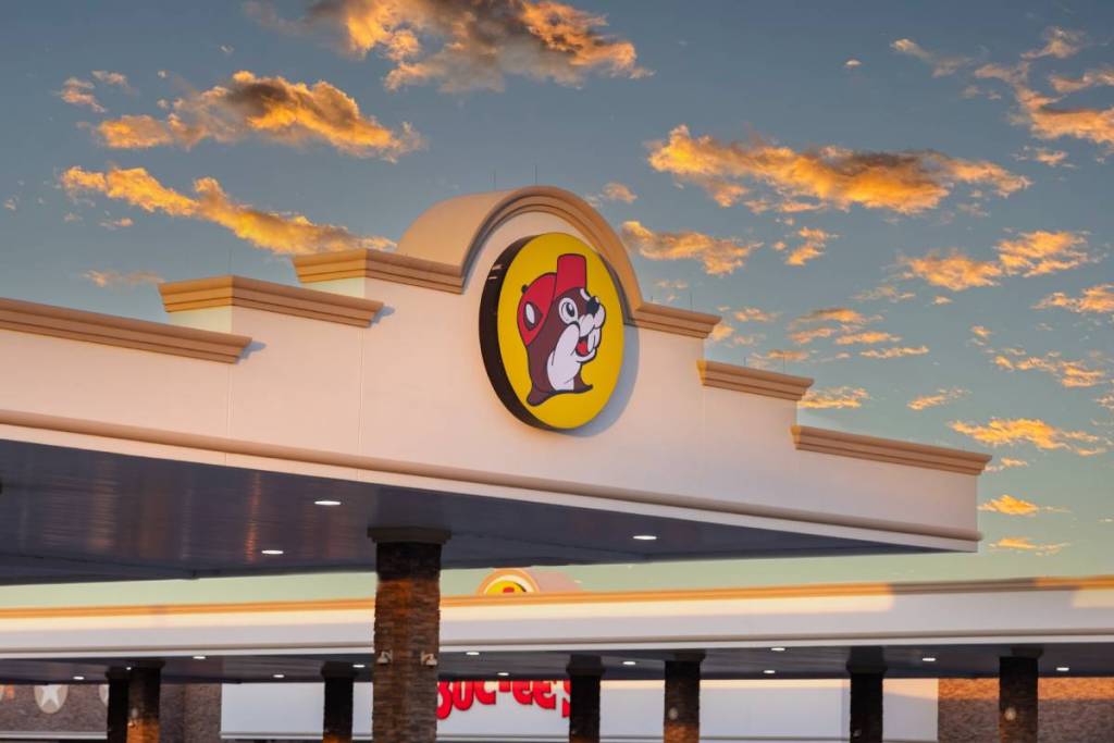 120 surtidores y 74 000 pies cuadrados: se ha aprobado oficialmente una nueva y gigantesca sucursal de Buc-ee’s junto a la I-95, y es la más cercana a Nueva York hasta la fecha