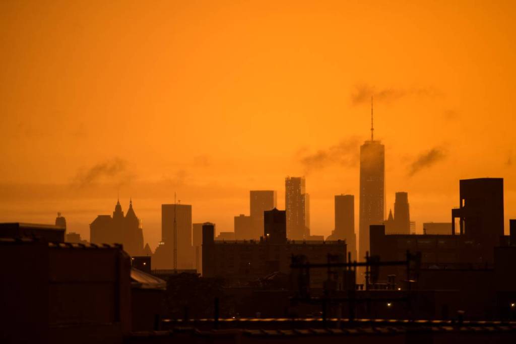 fumaça dos incêndios florestais em Nova York