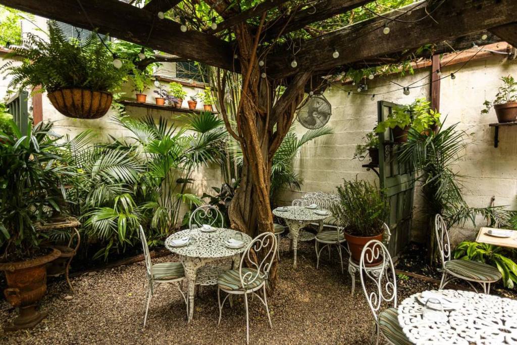 El jardín de Maison Premiere