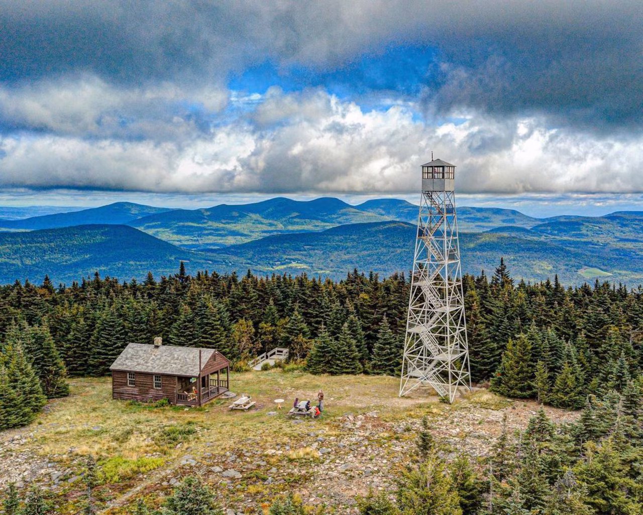 La Catskills Fire Tower Challenge di quest’anno si estende a 8 località designate in tutta la regione dello Stato di New York