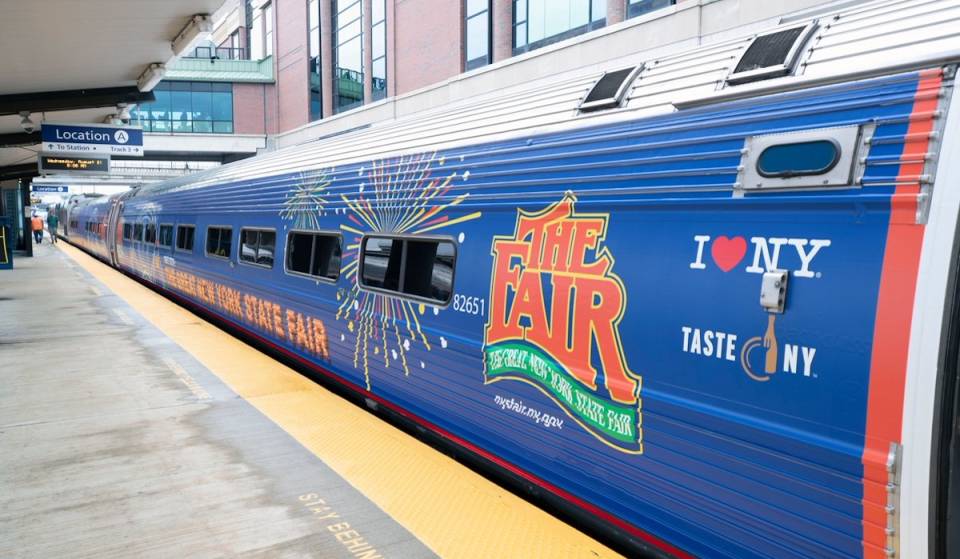 Ahórrate el viaje de 5 horas en coche: Amtrak vuelve a ofrecer trenes directos diarios desde Nueva York hasta la Gran Feria del Estado de Nueva York este agosto