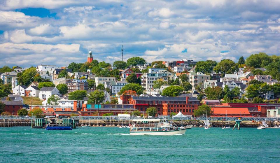 Deze bruisende kuststad op 5 uur rijden van NYC is net uitgeroepen tot de meest wandelvriendelijke stad van Amerika — met een levendige waterkant, historische 19e-eeuwse architectuur en een culinaire scene van wereldklasse