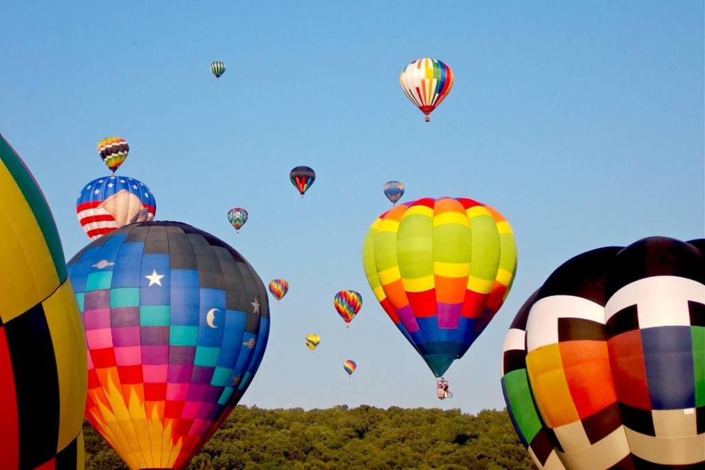 Warren County Hot Air Balloons, Fun & Games Festival