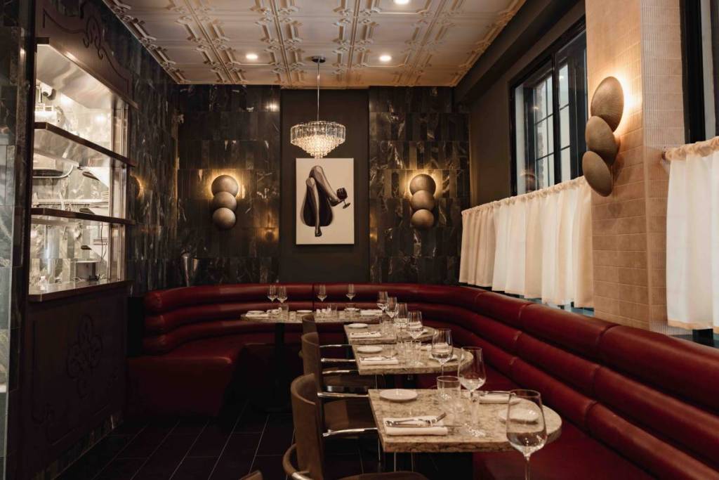 Interior del Broome Restaurant and Bar en Nueva York