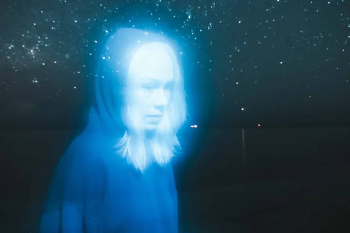 Phoebe Bridgers' new album will debut early at a massive planetarium just 20 minutes from NYC — with immersive visuals & 30,000 watts of sound