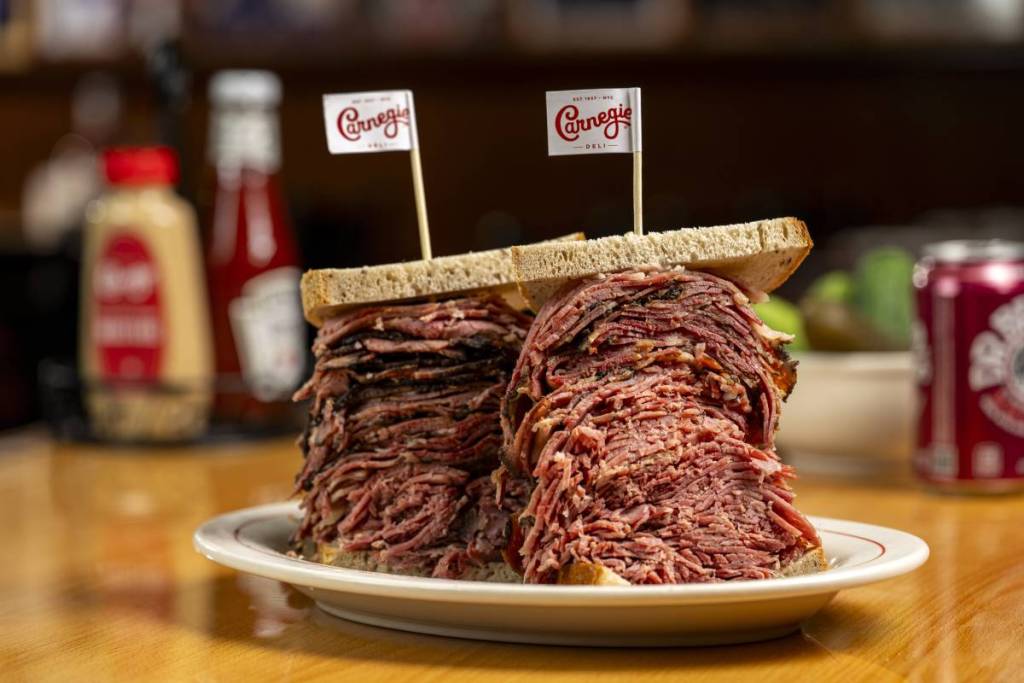 Broadway Danny Rose_Carnegie Deli