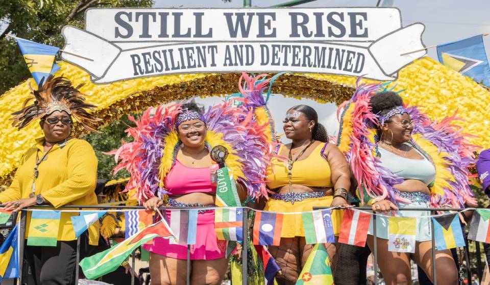 Met bijna twee miljoen bezoekers keert de West Indian Day Parade van NYC deze Labor Day terug naar Brooklyn met een zeven uur durend feest langs Eastern Parkway