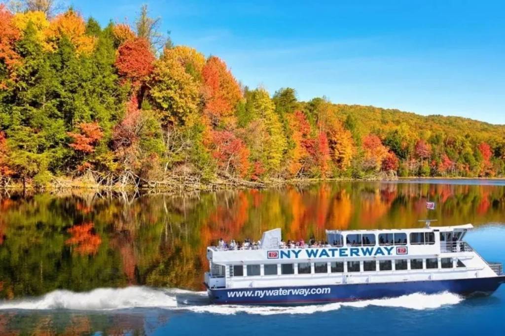 Excursões “Shades of Autumn” da NY Waterway para apreciar as folhagens de outono