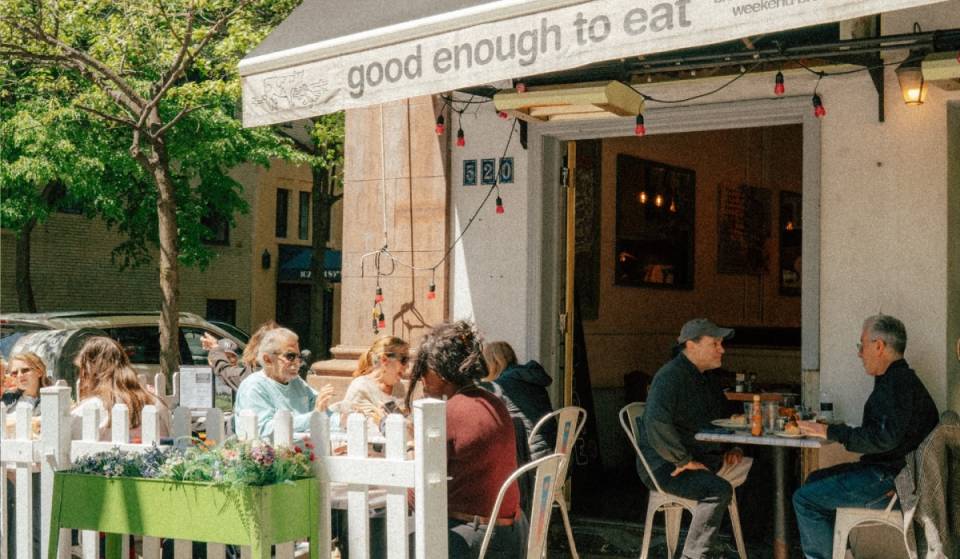 Dopo 45 anni, Good Enough to Eat, il locale per il brunch dell’UWS famoso per il suo burro alla fragola, chiuderà il 30 agosto