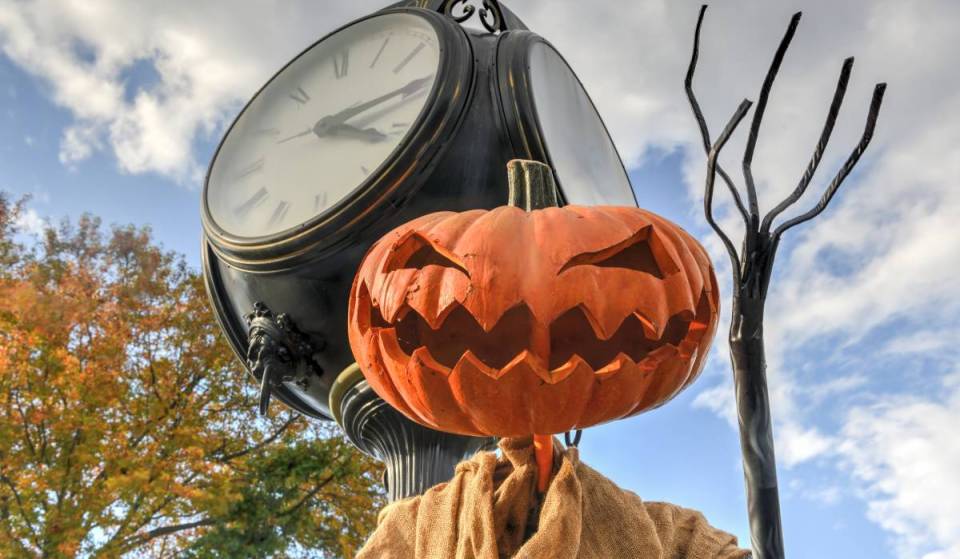 Sleepy Hollow va fermer trois rues à la circulation pour le « coup d’envoi officieux de l’automne » en septembre — une immense fête de rue avec plus de 145 exposants, des spécialités locales et le Cavalier sans tête