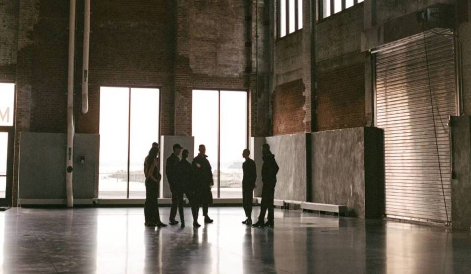 Un enorme locale per concerti dal vivo con una capienza di 1.000 persone sta per arrivare sul lungomare di Sunset Park – con vista panoramica sulla Statua della Libertà e soffitti a tripla altezza