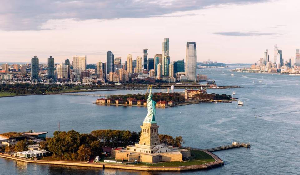 La Estatua de la Libertad nunca se concibió para los inmigrantes: cómo una isla cercana y una renovación de 100 millones de dólares están revelando la verdadera historia que se esconde tras este símbolo de Nueva York