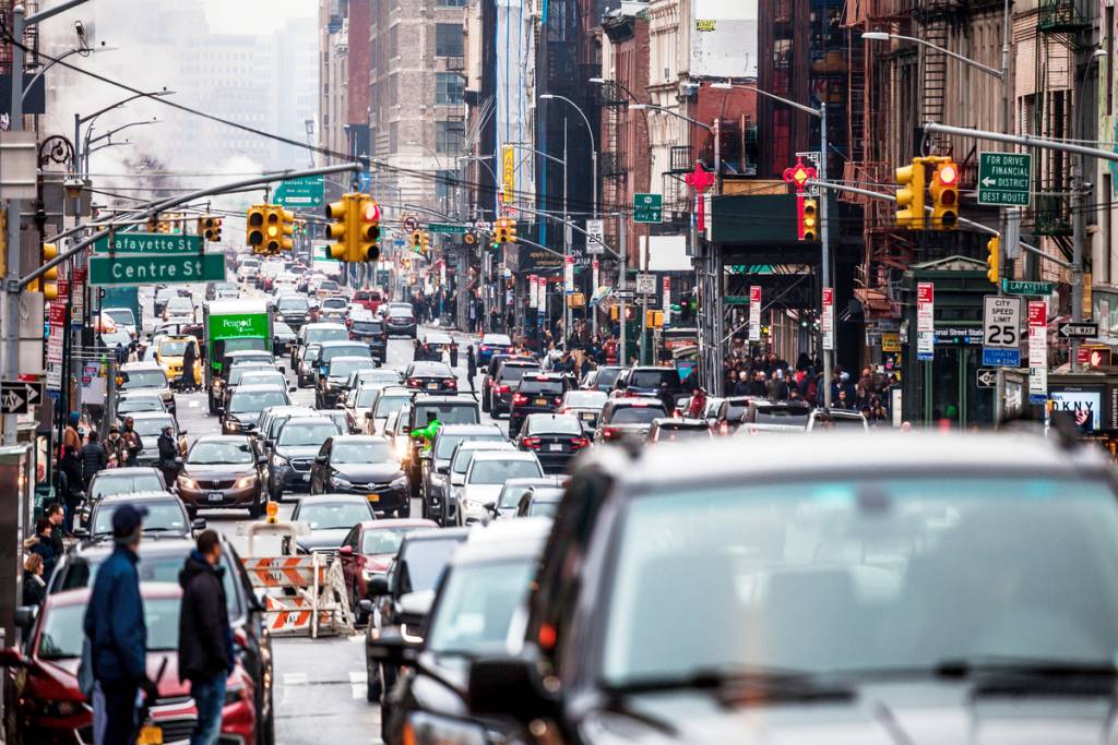 The best and worst times to travel out of New York this Labor Day weekend